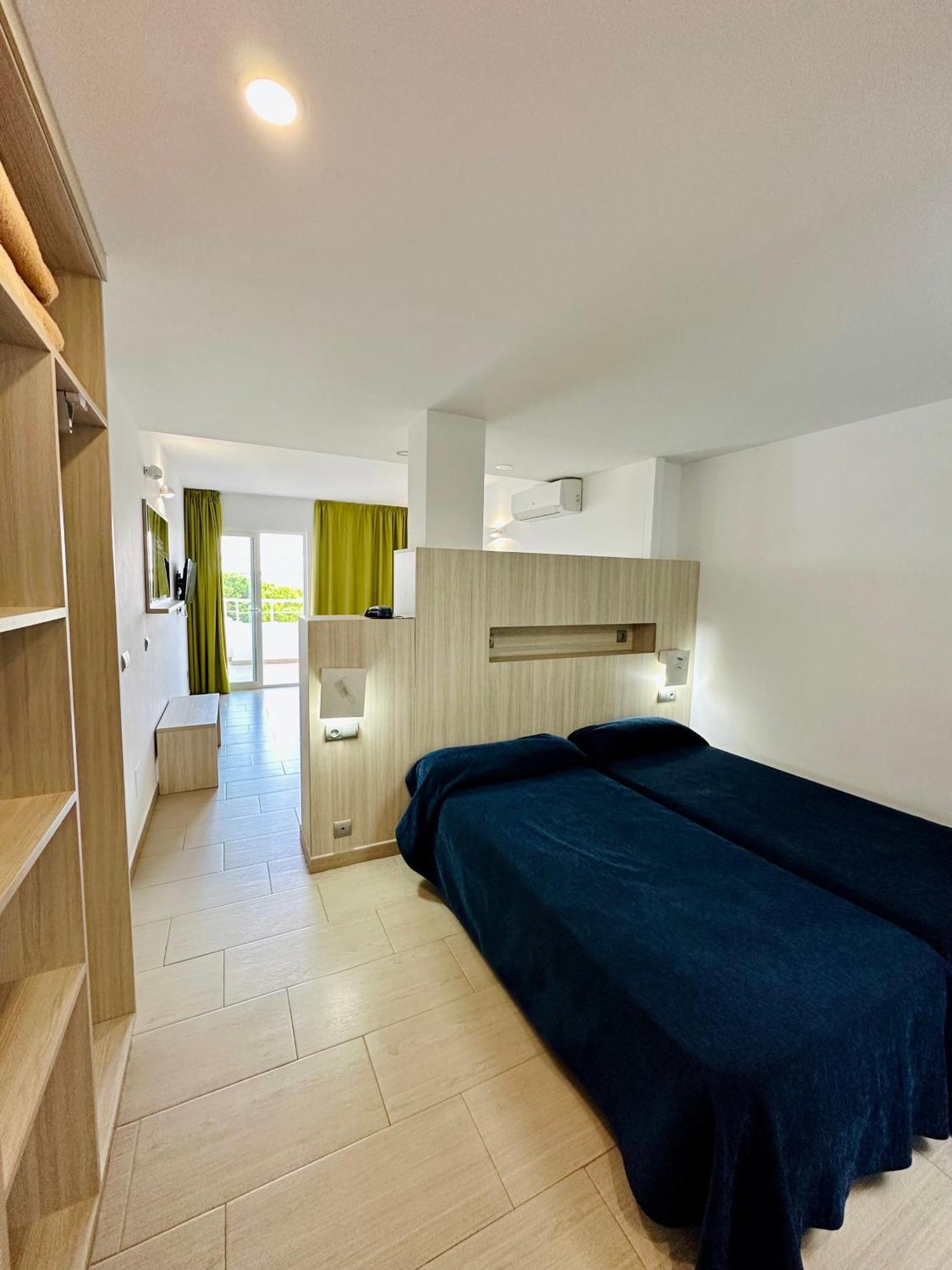 Apartamentos Jet - Adults Only Playa d'en Bossa Esterno foto