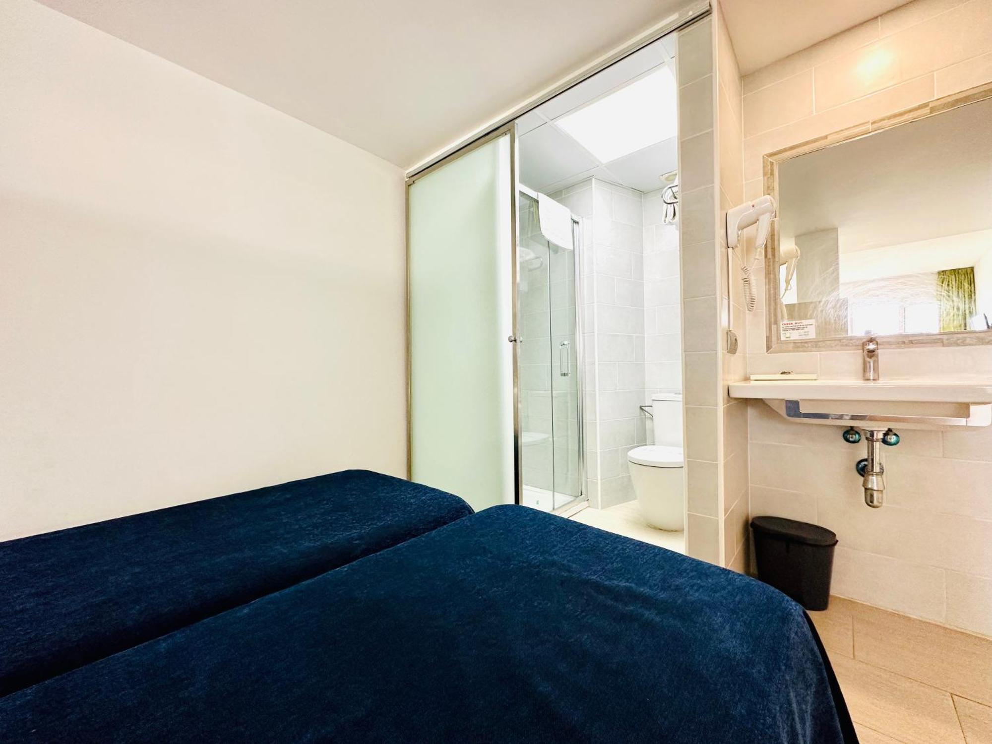 Apartamentos Jet - Adults Only Playa d'en Bossa Esterno foto