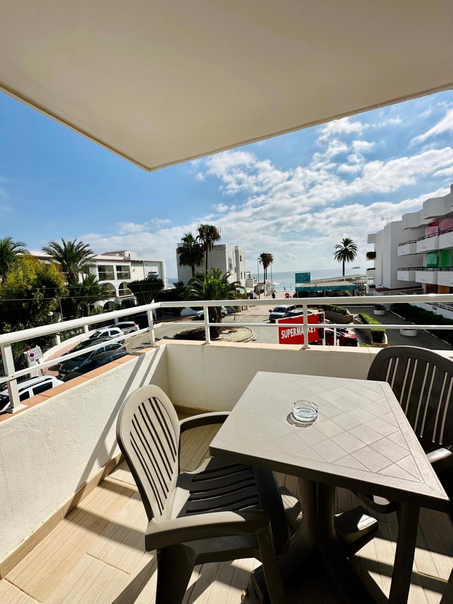 Apartamentos Jet - Adults Only Playa d'en Bossa Esterno foto