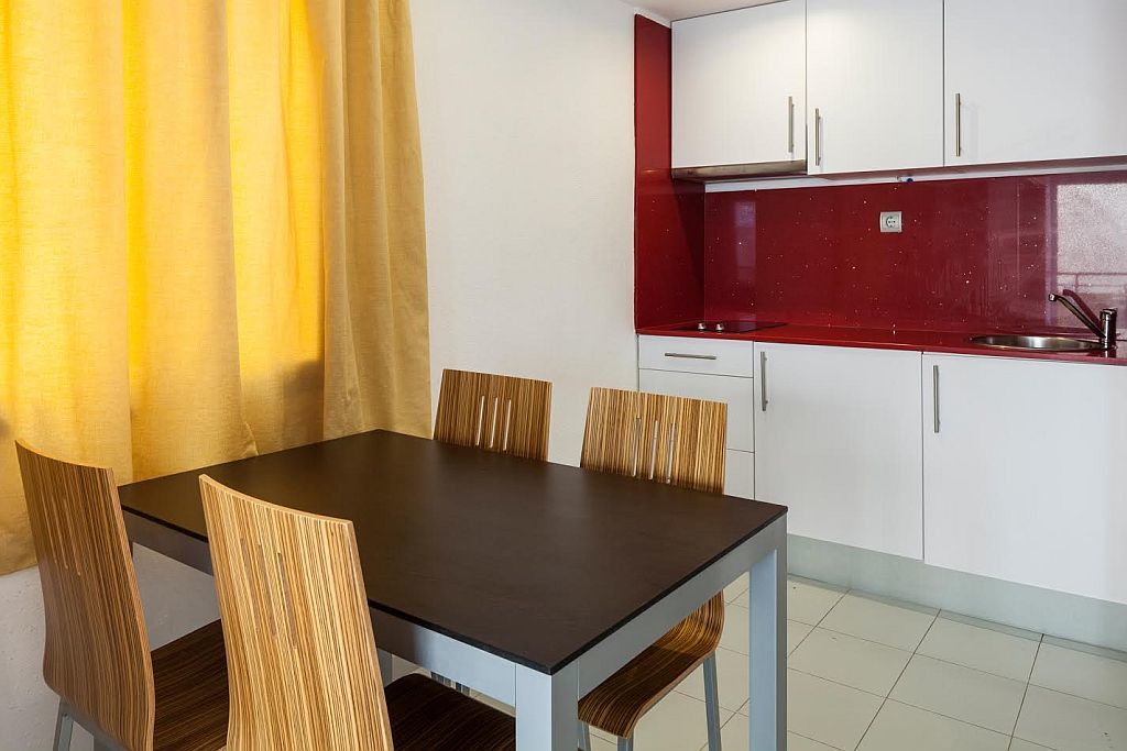 Apartamentos Jet - Adults Only Playa d'en Bossa Esterno foto